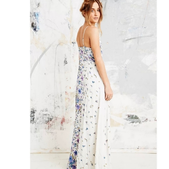 Kimchi Blue Maxi Dress - UO Exclusive - Picture 5 of 10